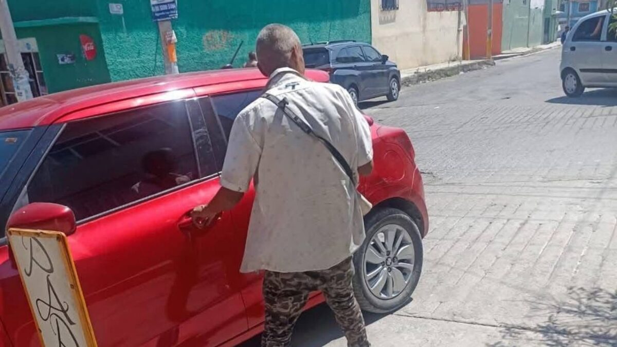 Un sujeto, de 47 años de edad, quedó detenido en Ecatepec por presunto abuso y acoso contra varias mujeres.