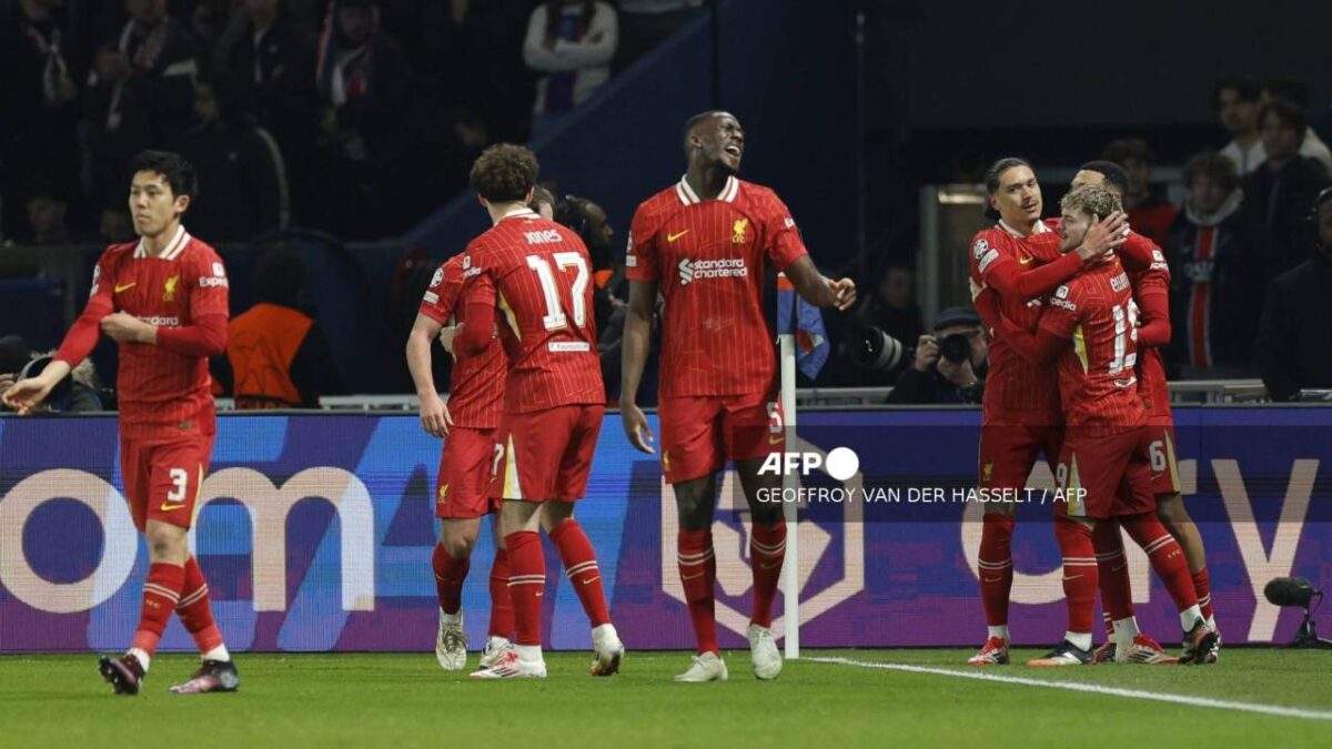 El Liverpool venció por la mínima al PSG y se va con una pequeña ventaja al partido de vuelta de los octavos de final de la Champions.