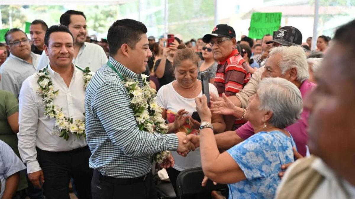 Ricardo Gallardo mantiene una tendencia al alza en la aprobación de las familias potosinas, con 53.8 por ciento durante febrero de 2025.