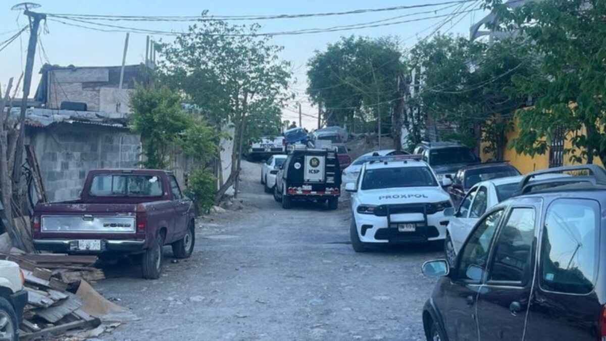 Localizan tres cuerpos maniatados y en descomposición en Escobedo.