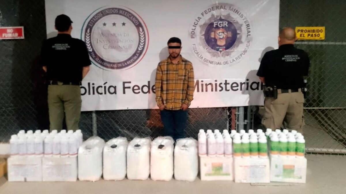 En Sonora incautan 150 litros de metanfetamina en botellas de fertilizante
