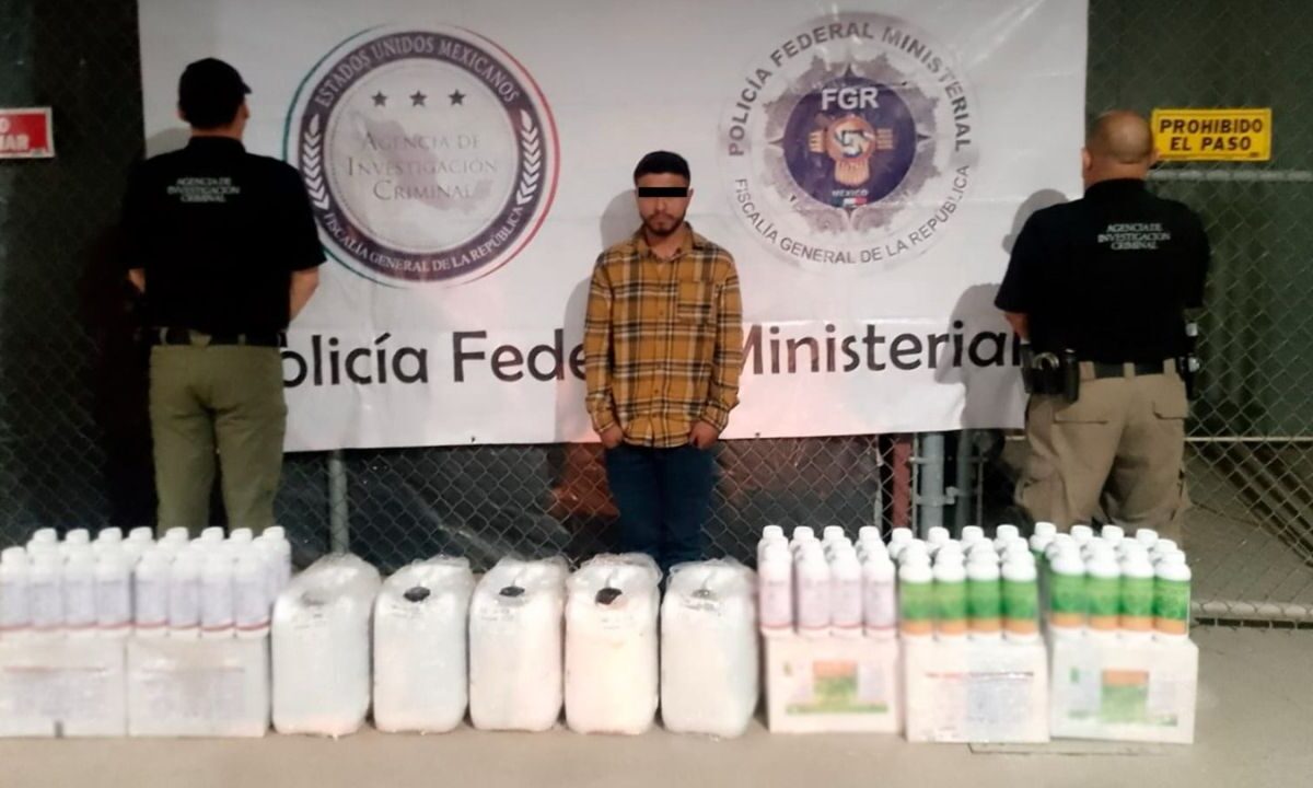 En Sonora incautan 150 litros de metanfetamina en botellas de fertilizante