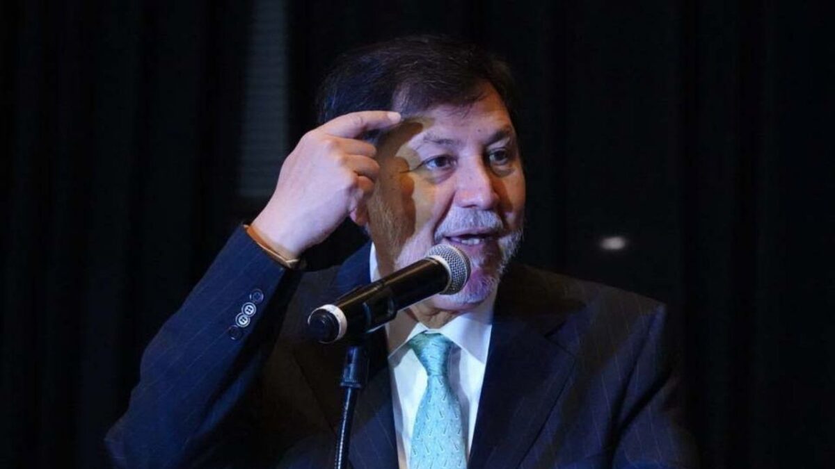 Noroña se burla de la opicisión en X