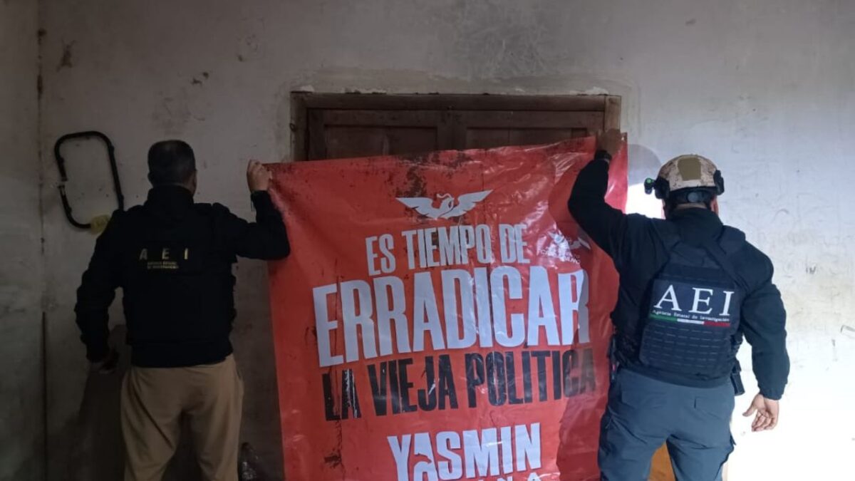 La Fiscalía General del Estado de Puebla aseguró propaganda política de una candidata a la presidencia municipal de Chignahuapan.