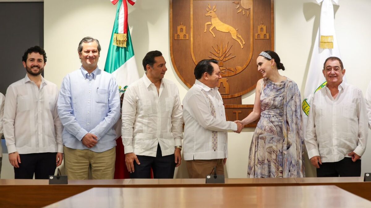 El gobernador de Yucatán se reunió con la empresaria Altagracia Gómez para acordar la agenda de trabajo para la industrialización del estado.