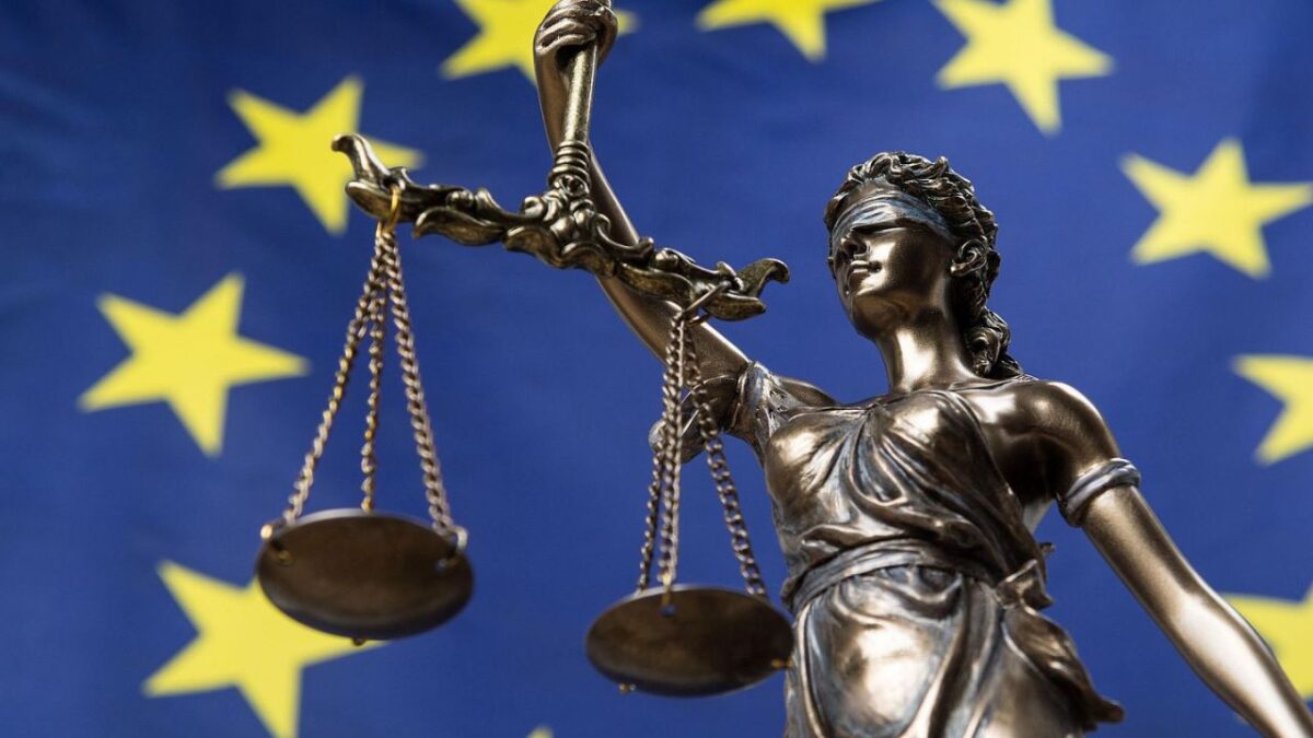 La European Network of Councils for the Judiciary, que integra a juzgadores europeos, rechazó la elección judicial.