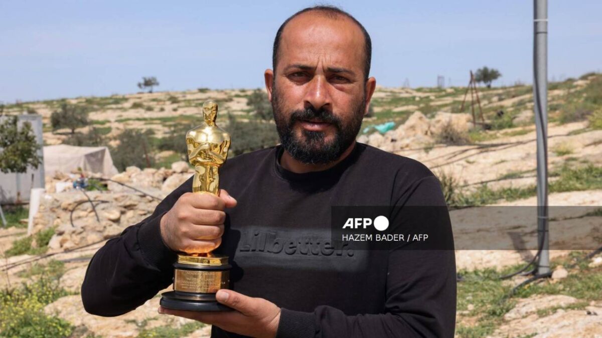 La Academia de Artes se disculpó por no defender al cineasta palestino, Hamdan Ballal.