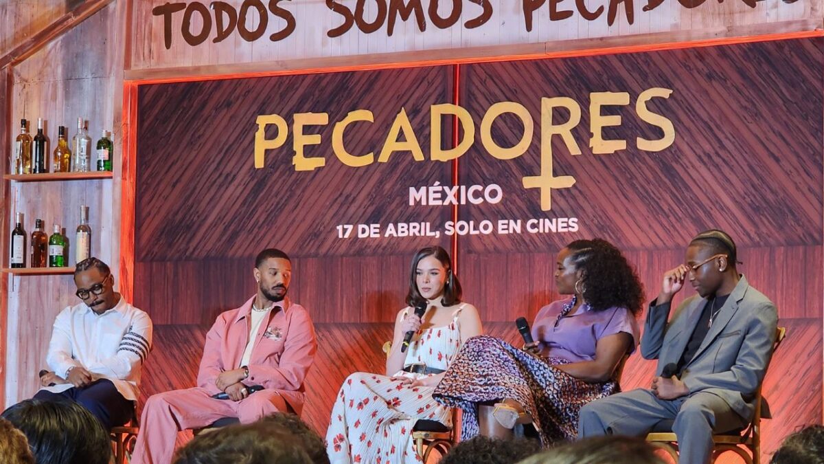 La película es un western con elementos de terror y acción que narra la historia de dos hermanos gemelos que vuelven a su natal Mississippi de los años 30 para enfrentar un mal más profundo que sus errores del pasado: vampiros.