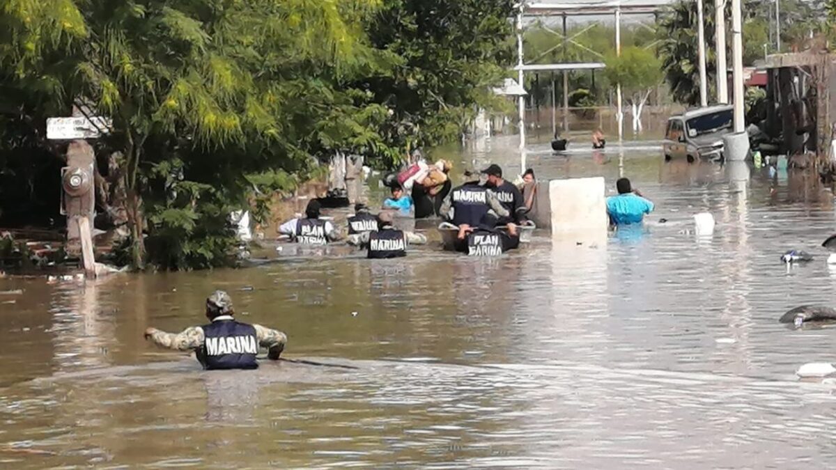 Marina da apoyo a comunidades de Tamaulipas tras fuertes lluvias