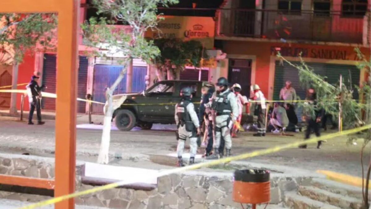 Masacre en Salamanca deja 7 jóvenes muertos en cancha de usos múltiples