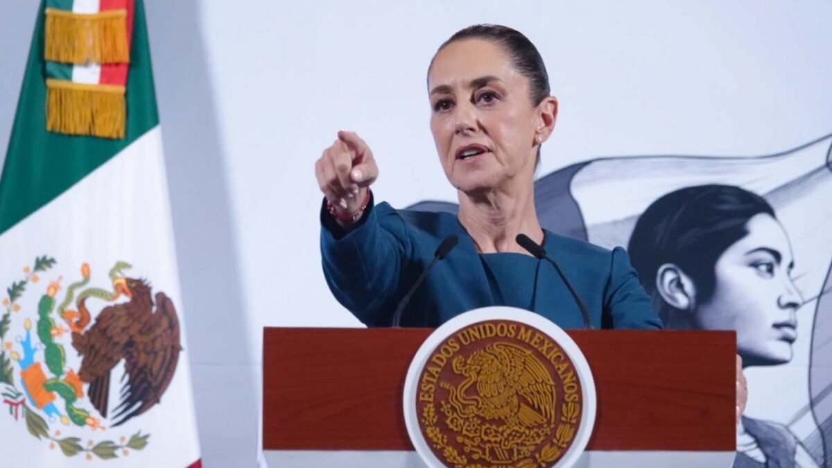 Sheinbaum entrega agua a Texas