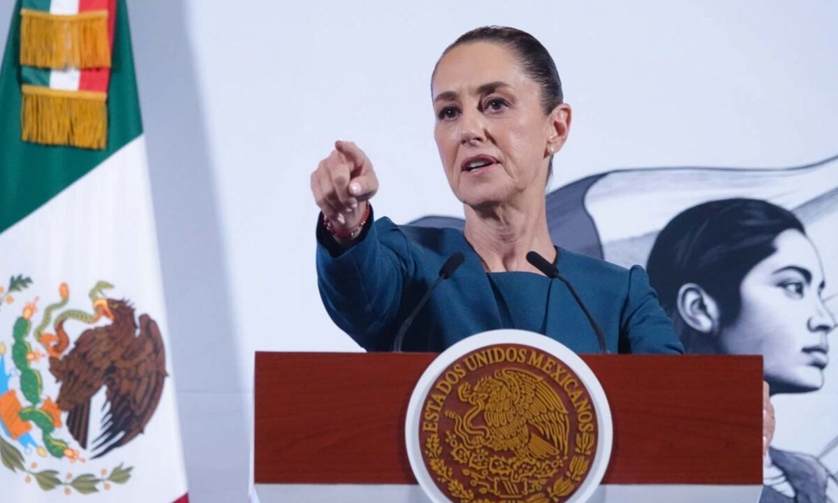 Sheinbaum entrega agua a Texas
