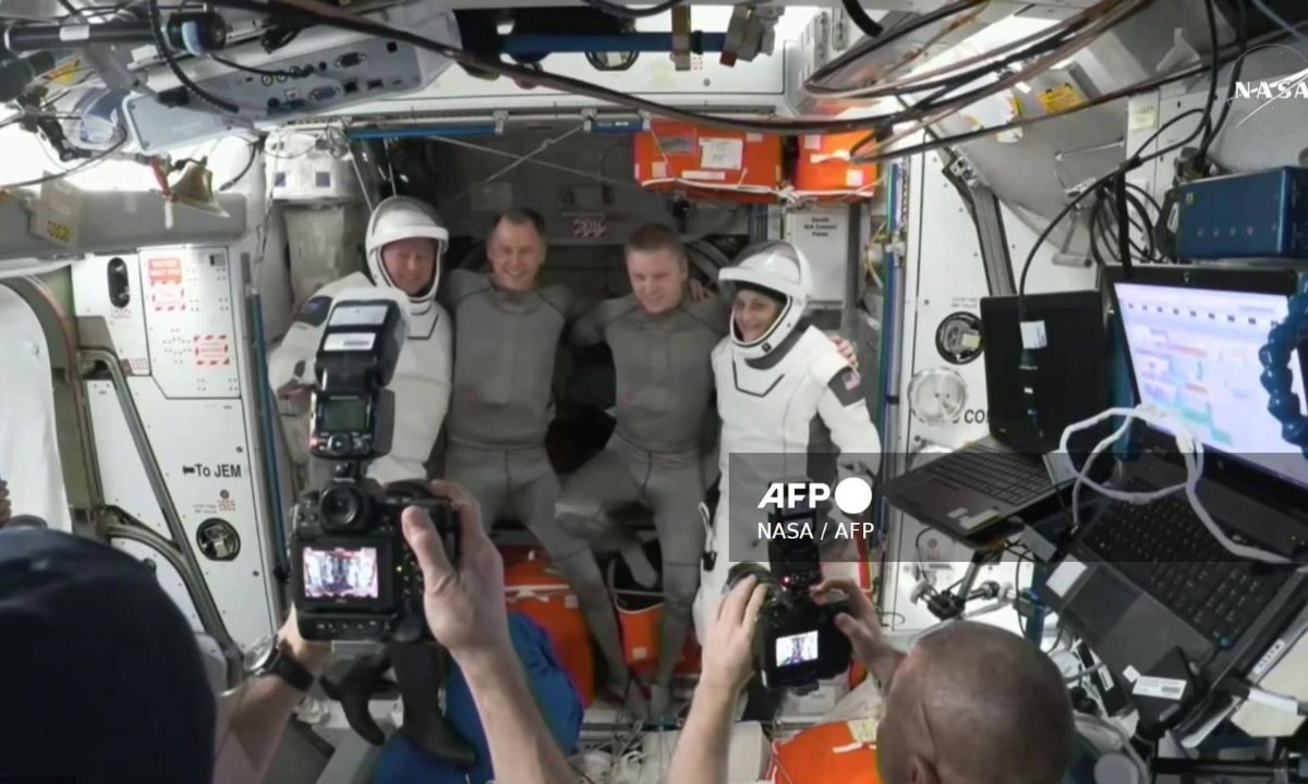El regreso de los astronautas Butch Wilmore y Suni Williams tras nueve meses en la Estación Espacial Internacional (EEI).