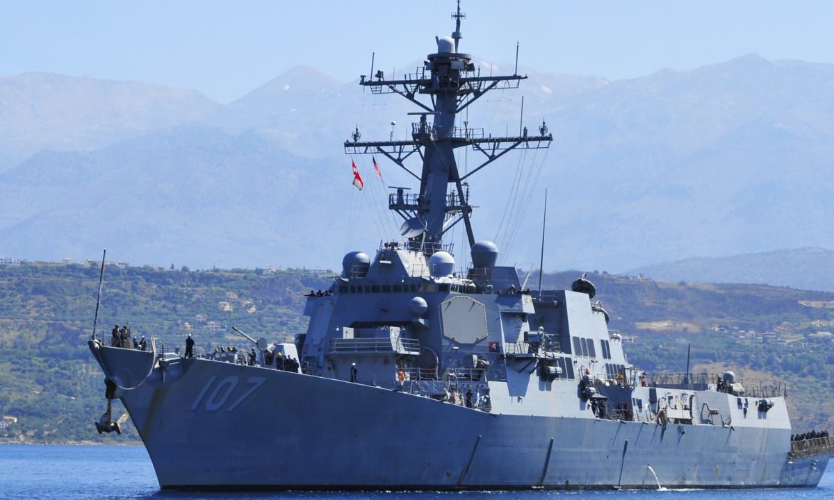 EU mandó una nave de guerra al Golfo de México para tareas de seguridad fronteriza por órdenes de la administración Trump.