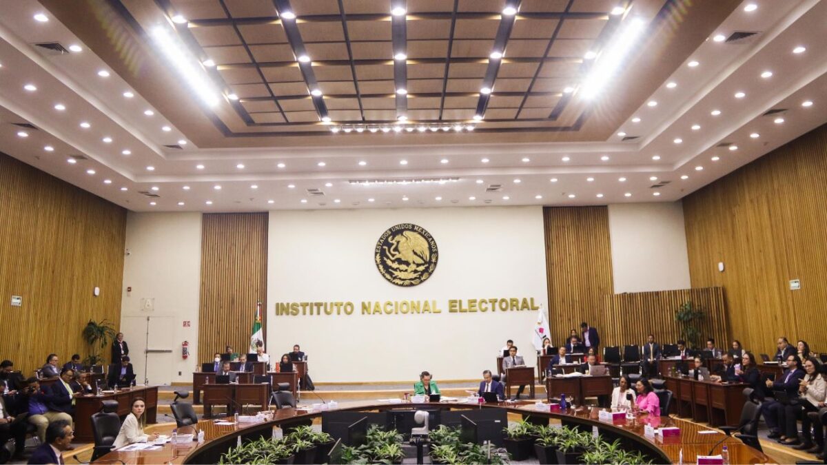 No tenemos presupuesto suficiente para seguir la elección judicial, se queja el INE
