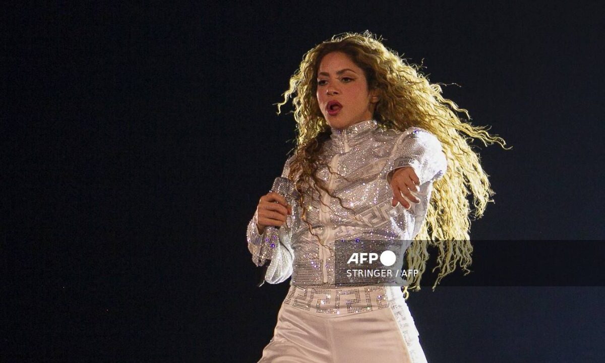Shakira canceló el segundo concierto que tenía previsto realizar en la capital de Chile la noche de este lunes.
