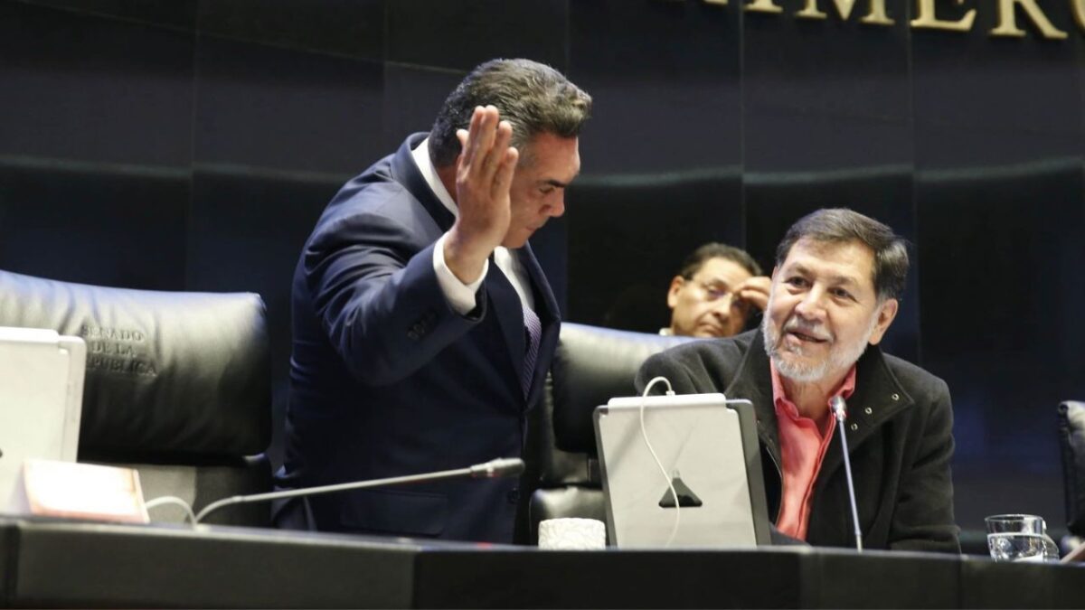 Alito Moreno presentó una moción para exigir la remoción de Fernández Noroña de la presidencia del Senado, por cuestionar el caso Teuchitlán.
