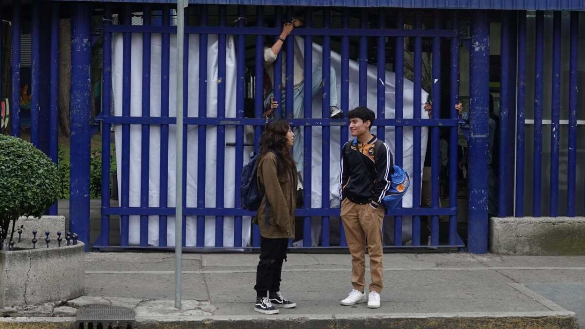 Aquí te damos detalles del por qué no obtuviste la Beca Jóvenes Escribiendo el Futuro 2025.