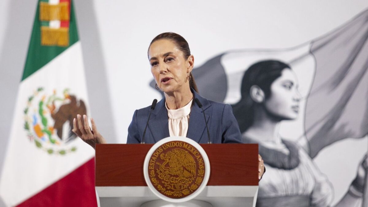 Ronald Johnson, sugirió que Washington podría considerar acciones militares contra los cárteles en territorio mexicano