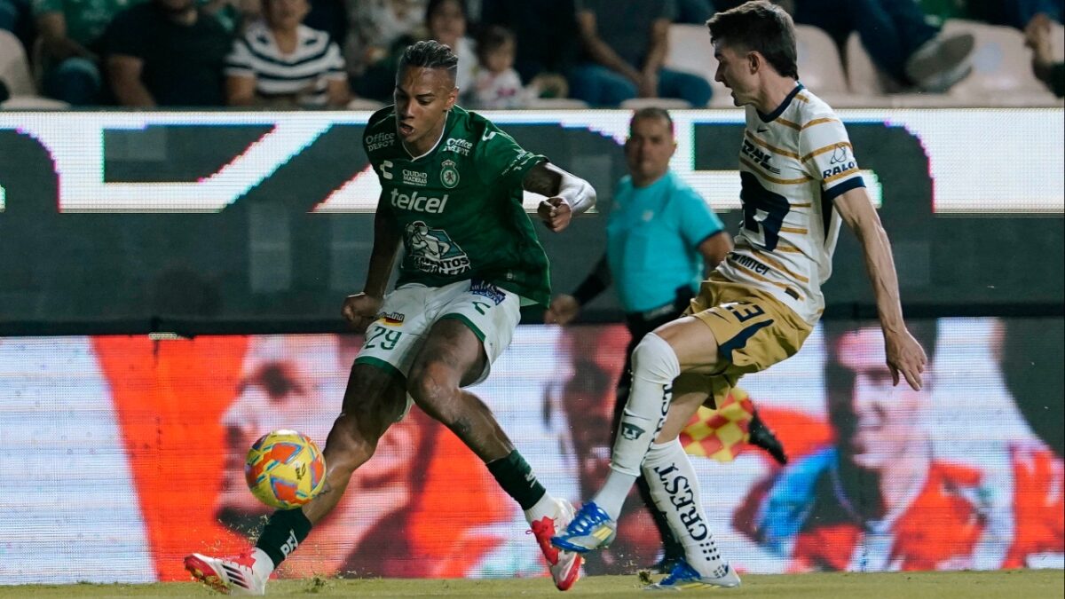 Pumas le gana a León
