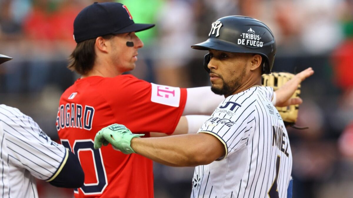 Ante más de 22 mil asistentes en el Estadio Mobil Super de Monterrey, Sultanes y Red Sox definieron el segundo juego amistoso.