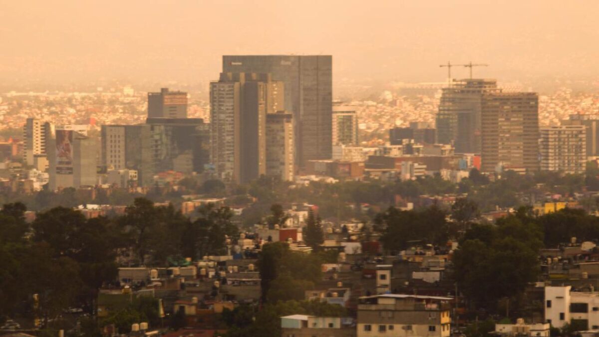 Autoridades capitalinas activaron la Alerta Amarilla por vientos con rachas fuertes.