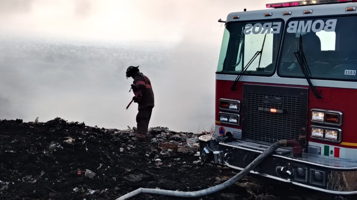 Incendio en basurero en Chiconuatla