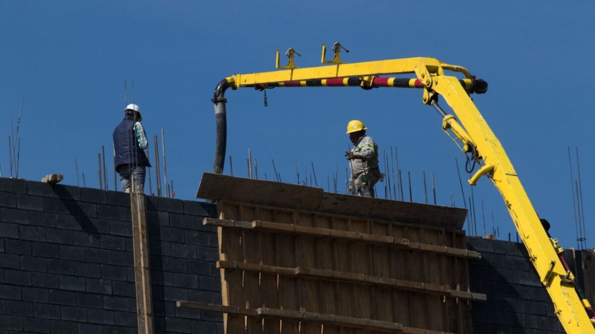 En enero, el valor de la producción de las empresas del sector de la construcción cayó al registrar -4.2% mensual.