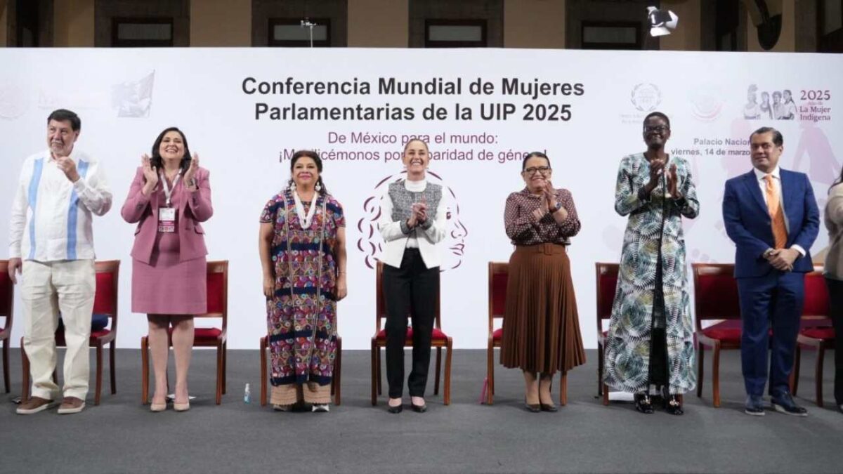 La presidenta Claudia Sheinbaum encabeza la inauguración de la Conferencia Mundial de Mujeres Parlamentarias en Palacio Nacional.