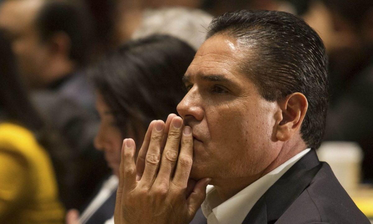 Silvano Aureoles, ex gobernador de Michoacán tendría una orden de aprehensión en su contra por peculado