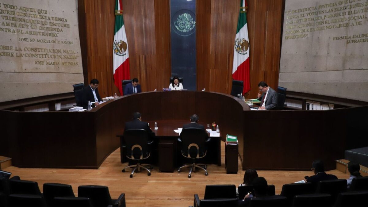 TEPJF ordena al INE endurecer causales de pérdida de registro de candidatos judiciales.