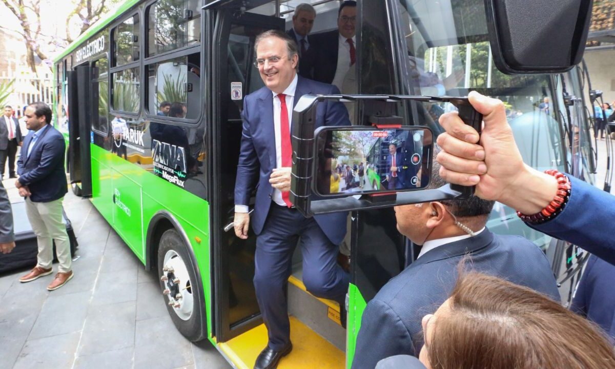 Marcelo Ebrard anunció que viajará desde este miércoles a Washington para saber cuál será el acomodo económico de los aranceles.
