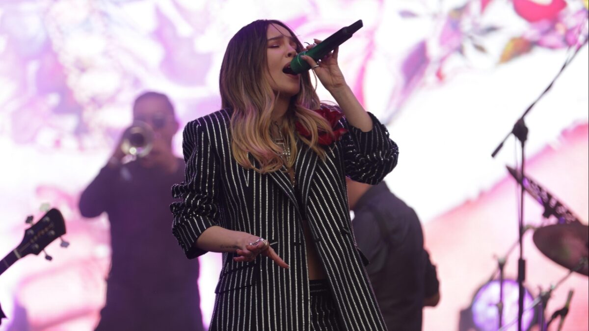 Belinda homenajeo a Paquita La del Barrio