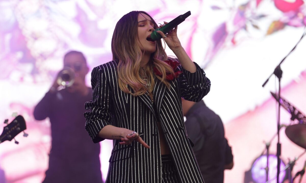 Belinda homenajeo a Paquita La del Barrio