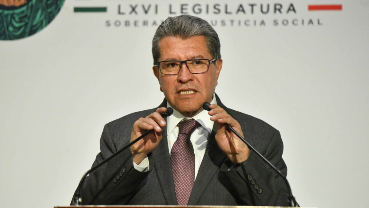 Ante la imposición de los aranceles a la industria automotriz, autopartes, aluminio y acero , Monreal indicó que México necesita fortalecer su mercado