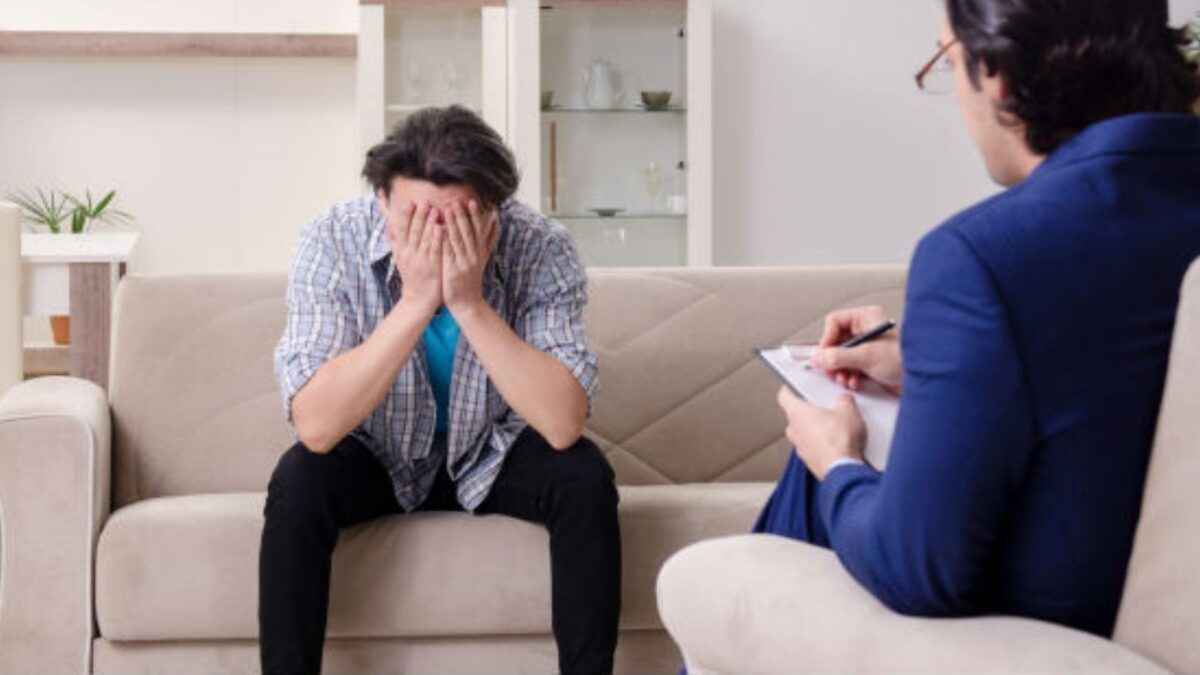 La ayuda psicológica puede ayudar a prevenir o tratar trastornos mentales como la depresión