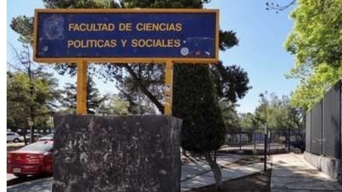 La la Facultad de Ciencias Políticas y Sociales de la UNAM anuncia paro estudiantil