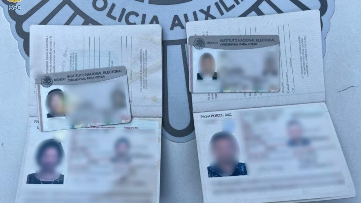 Detienen a dos ciudadanos chinos con presunta documentación falsa en las oficinas de la SRE.