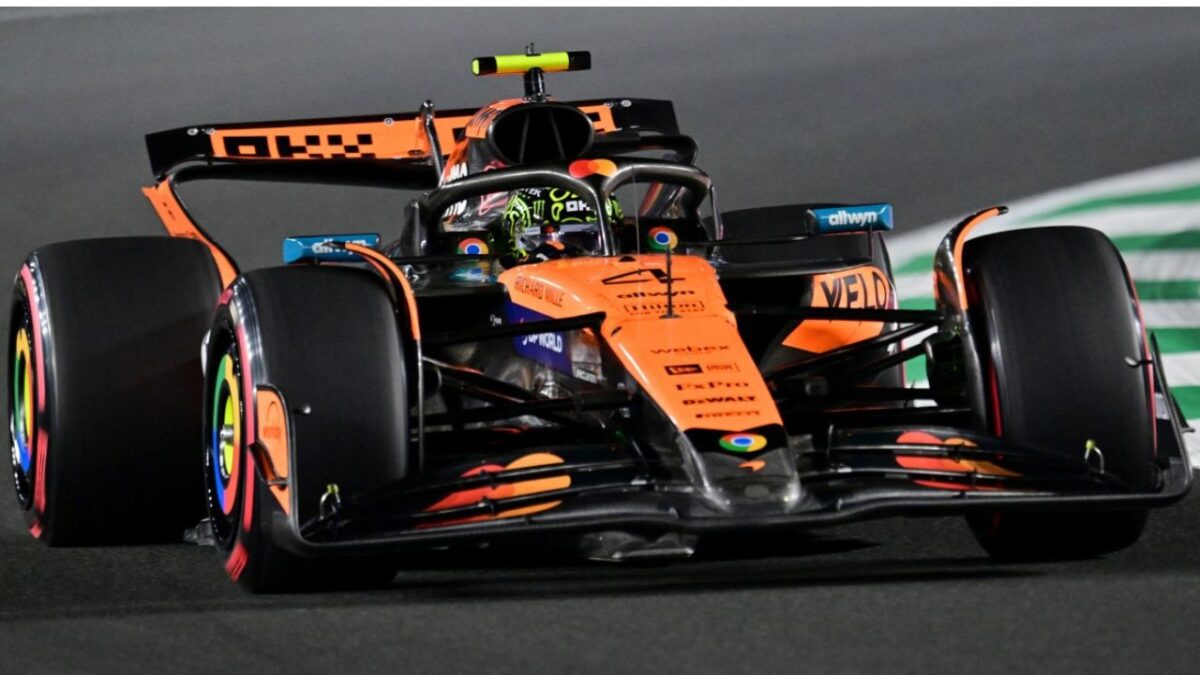 Rumbo al Gran Premio de Arabia Saudita, Lando Norris se impuso a Oscar Piastri en la segunda sesión de entrenamientos libres.