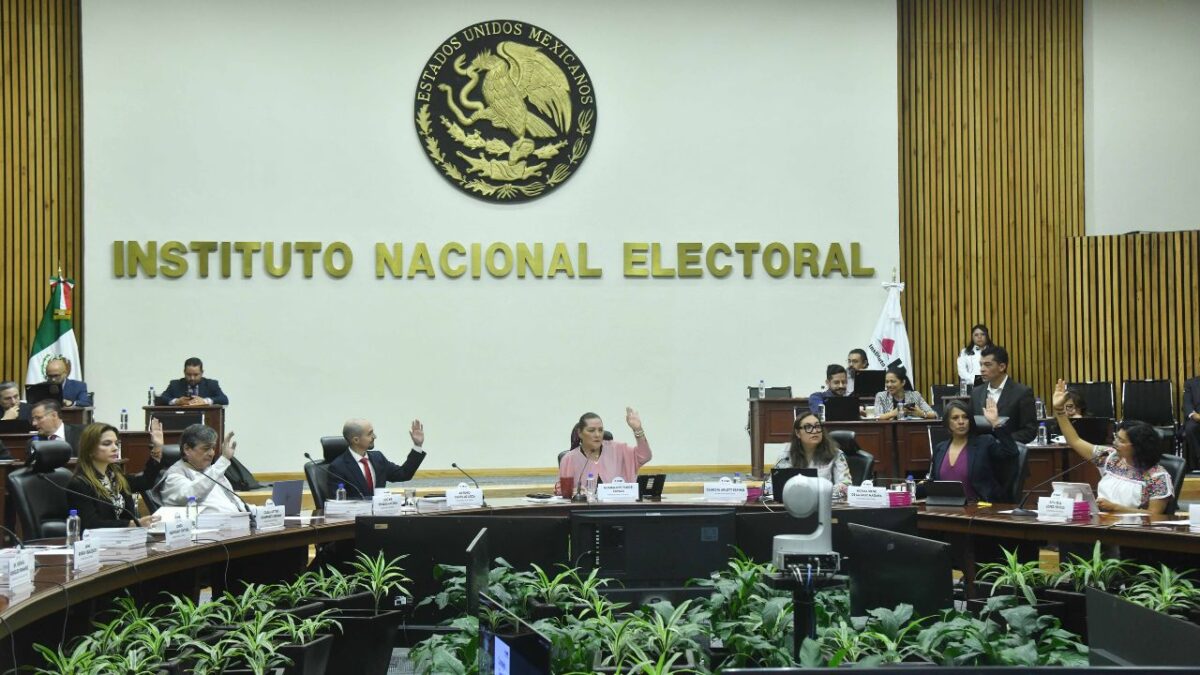 Se han recibido un total de 88 mil 26 individuales y 115 de integrantes de alguna organización para ser observador del INE