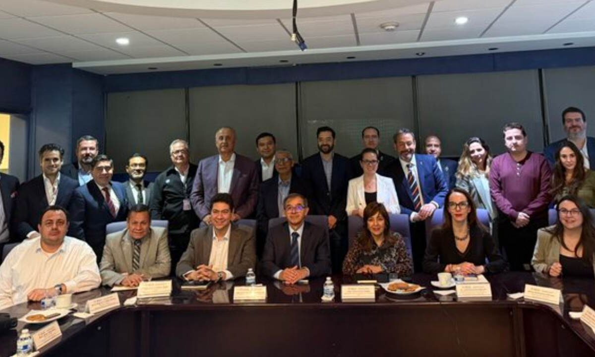 Aeropuertos de México instalan mesa de trabaja rumbo al Mundial 2026, informó Gabriela Cuevas.