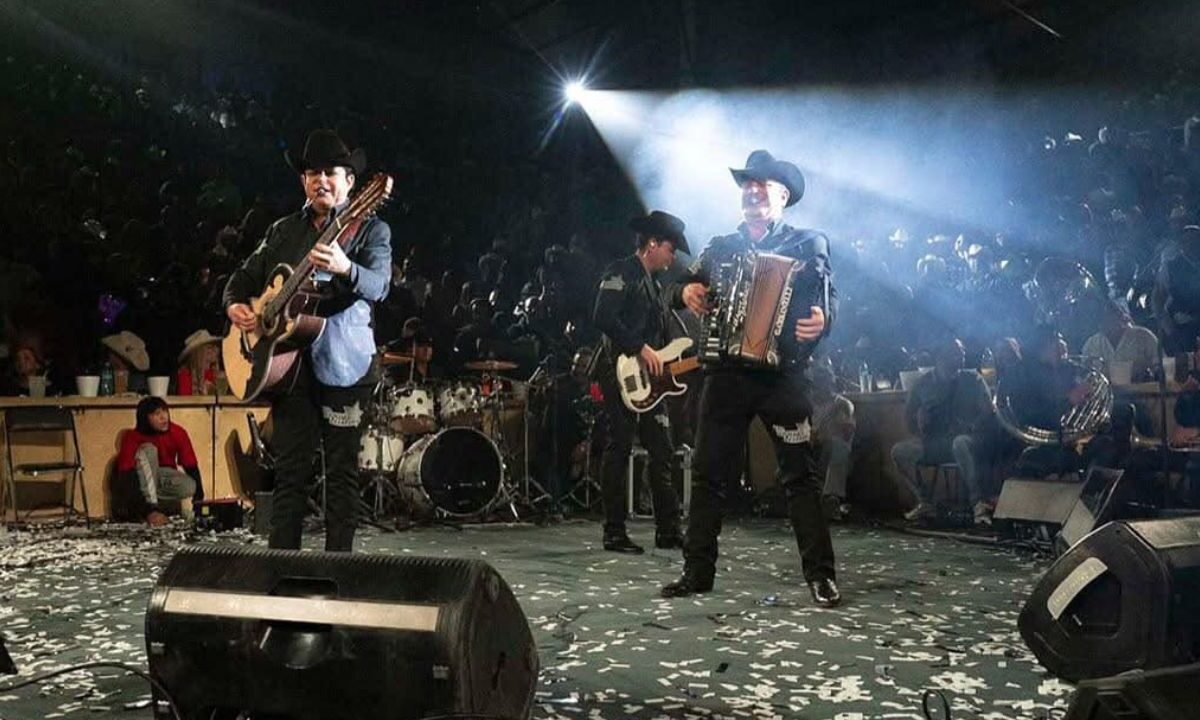 Los Alegres del Barranco, acusados de hacer apología del delito en un concierto no se presentaron a la audiencia pactada con la Fiscalía.