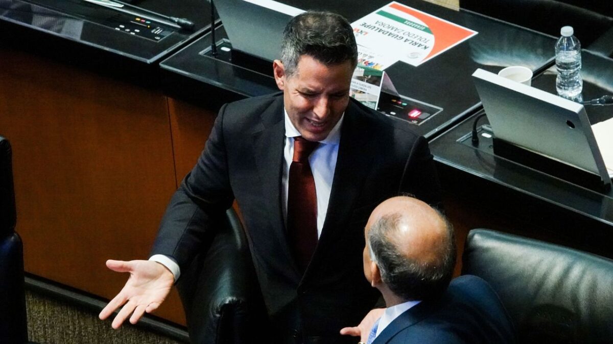 Alejandro Murat descarta salir de Morena: "no se hagan bolas"