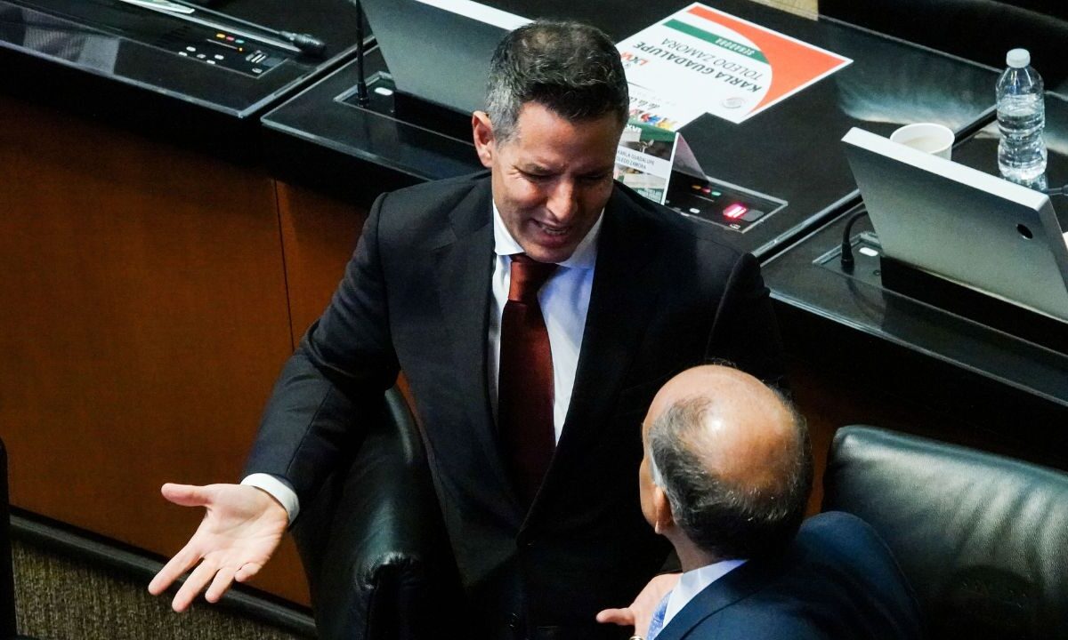 Alejandro Murat descarta salir de Morena: "no se hagan bolas"