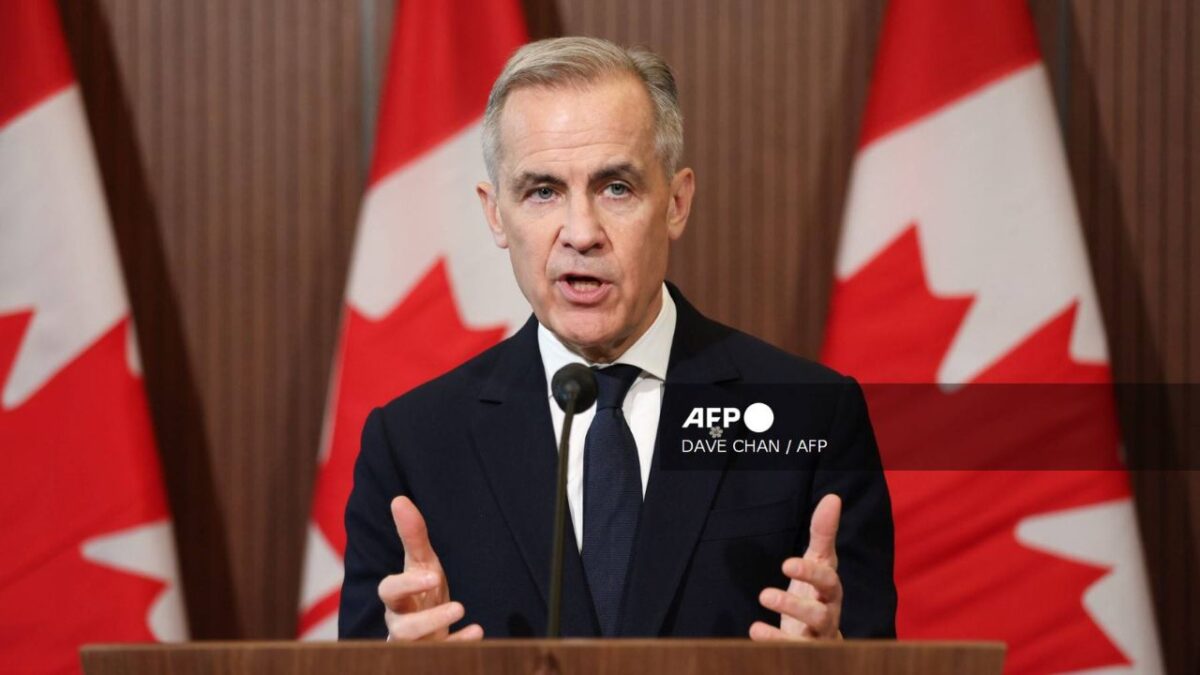 Anuncia Canadá aranceles del 25% a autos provenientes de EU fuera del T-MEC