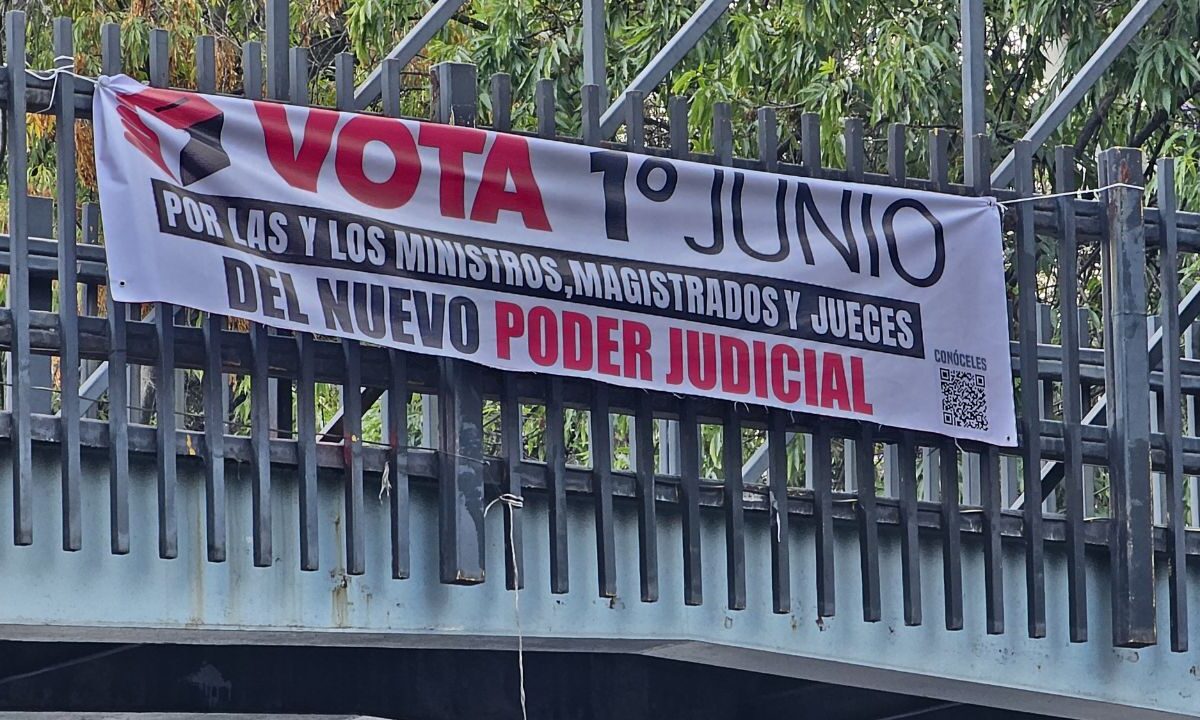 Diputados del PAN y MC exigen que se investigue quiénes pusieron el material que termina por generar contaminación.