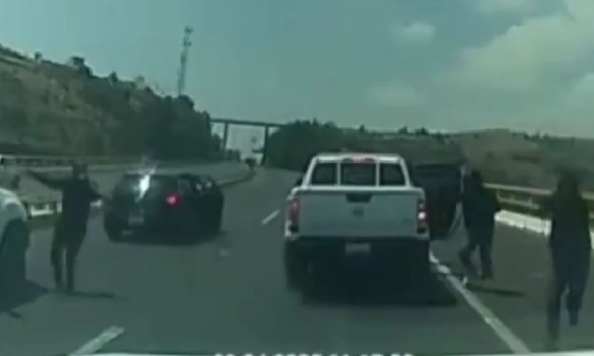 Captan asalto sobre la autopista Chamapa-Lechería en distintos tramos.