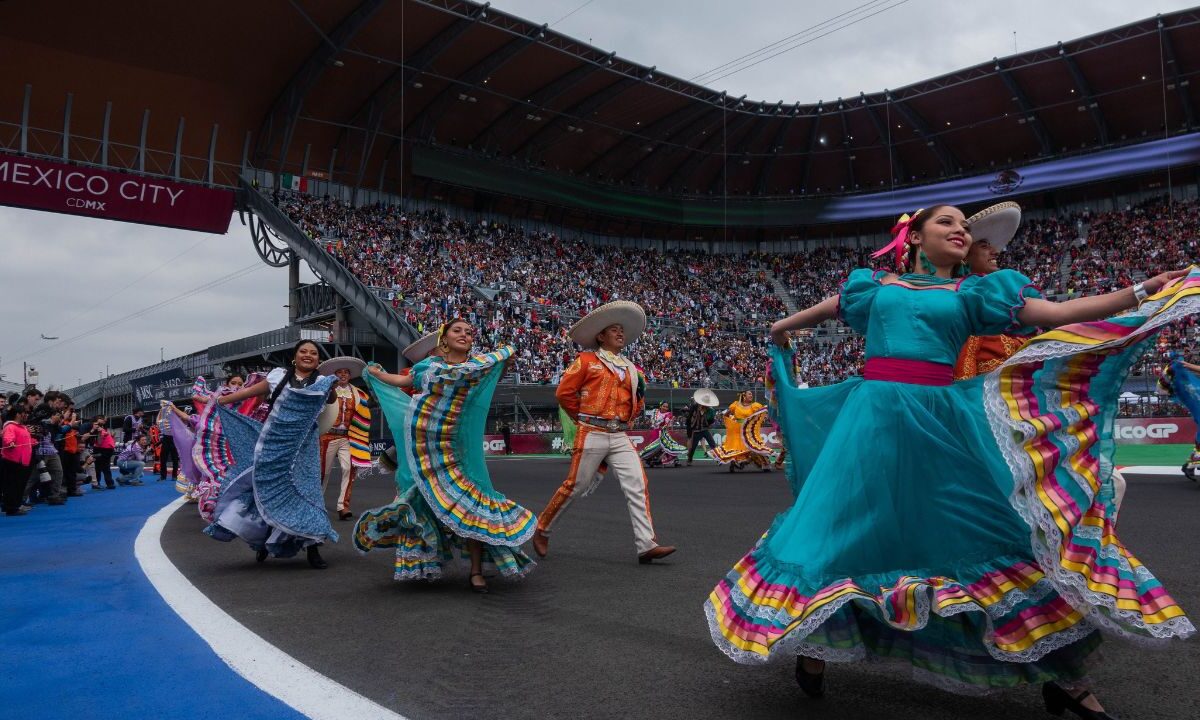 Clara Brugada firma la renovación del Gran Premio de México hasta 2028