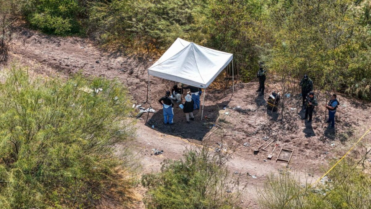 La FGE informó que terminaron los trabajos relacionados con el hallazgo de osamentas humanas en la sindicatura de Costa Rica en Culiacán.