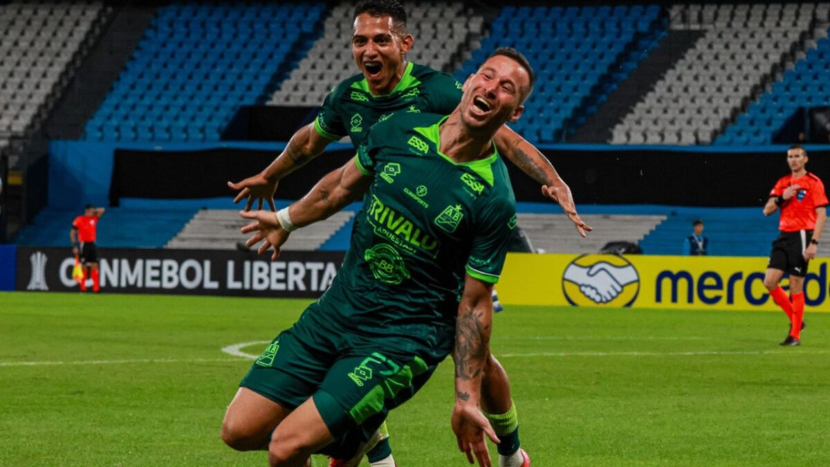 Conmebol homenajeará al papa Francisco en la Sudamericana y Libertadores